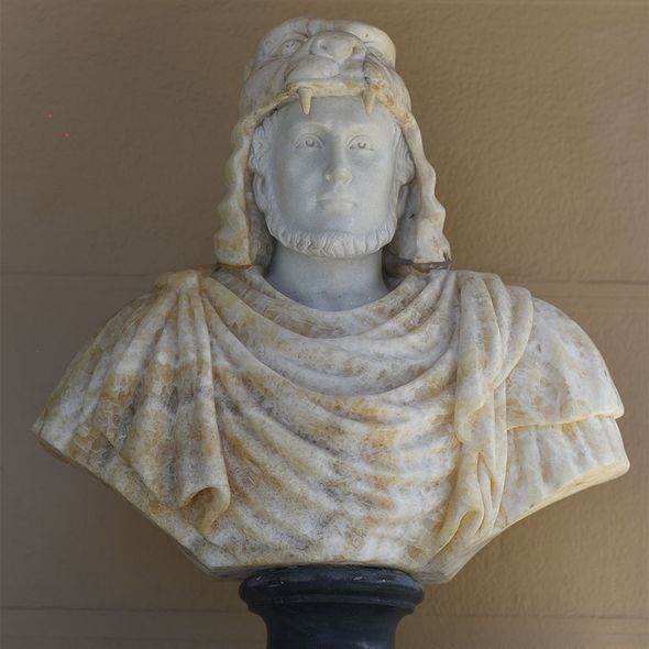 Busto-em-Marmore-de-Hercules-VI-82cm-BMP042 -4-